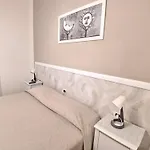 בית הארחה Dolce Dormire צ'יביטאנובה מארקה
